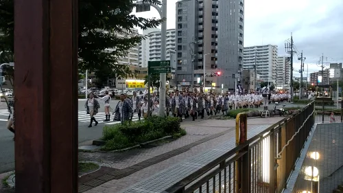 当番町のお汐井取りの行列