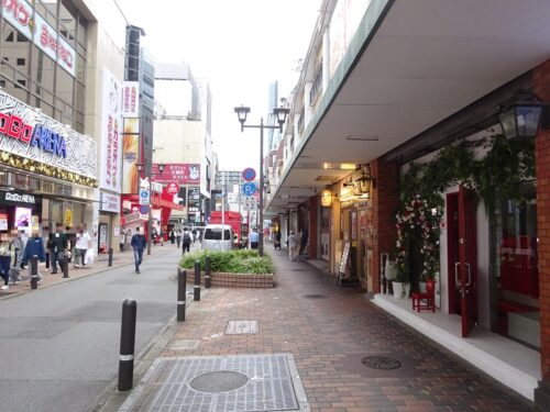 天神サザン通り　お店手前