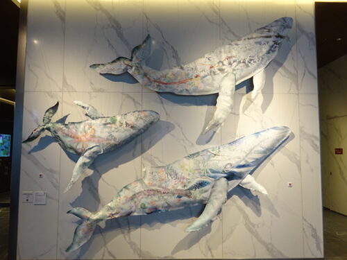 6F　クジラのオブジェ