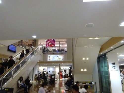 岩田屋本館地下2F　食品コーナー