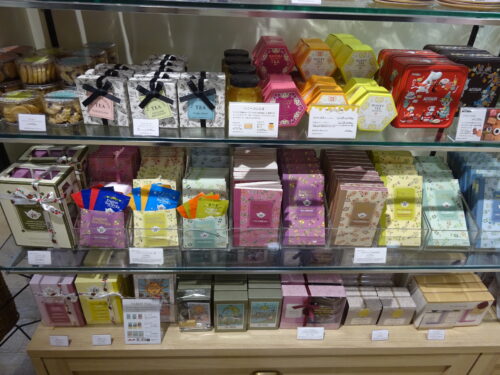 種類豊富な紅茶の数々