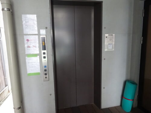 エレベーター