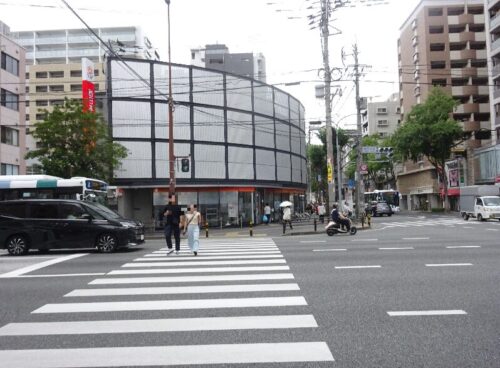 薬院大通交差点