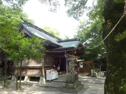 現人神社　本殿