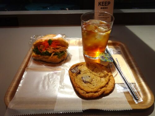 THE CITY BAKERYのパンとクッキー、ドリンク