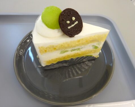 シャインマスカットケーキ