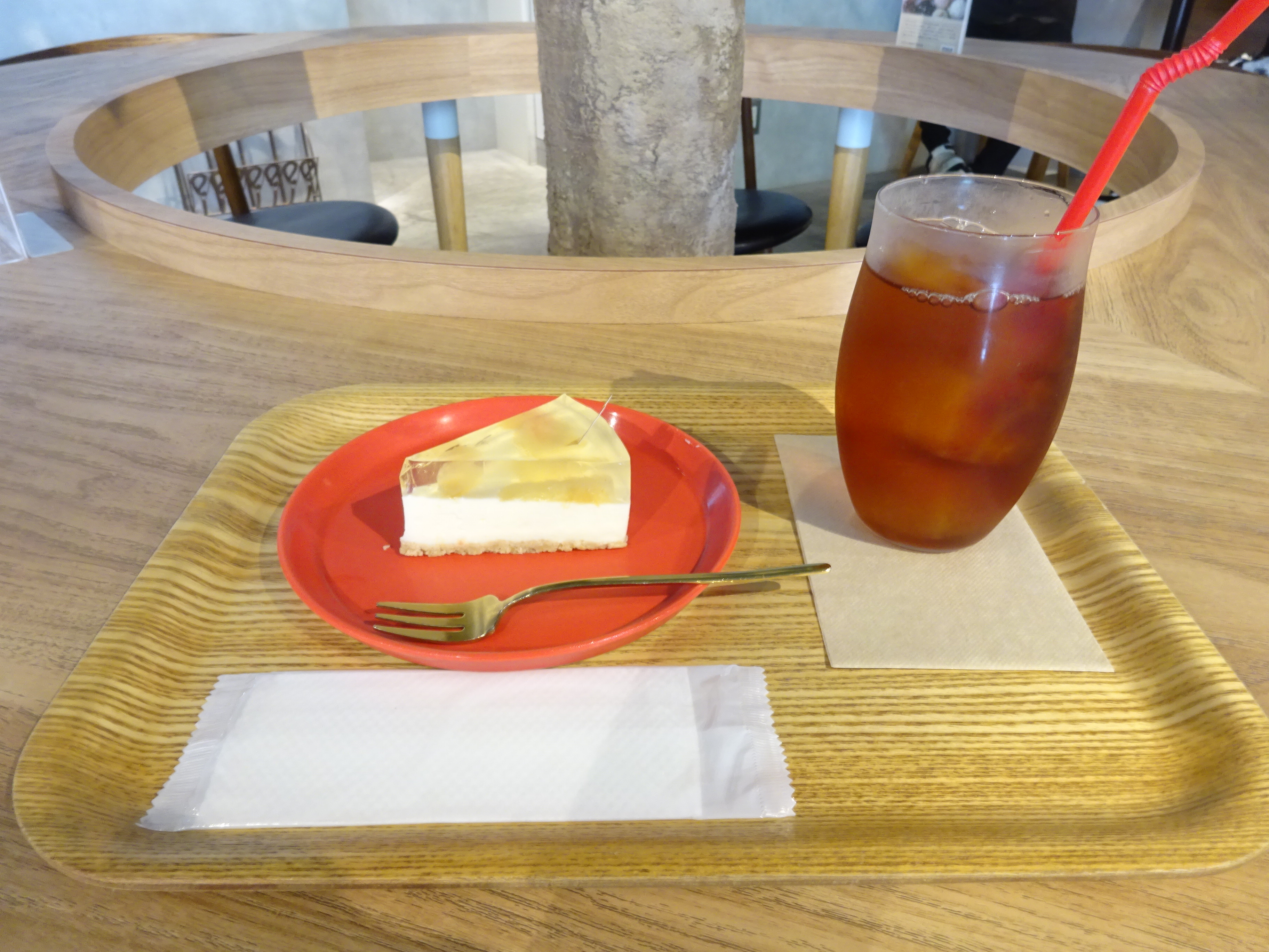 桃のチーズケーキ
