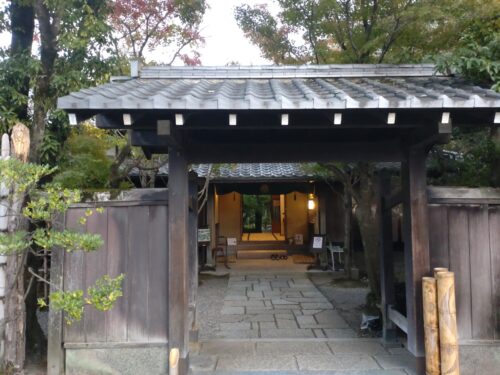 大広間への入口