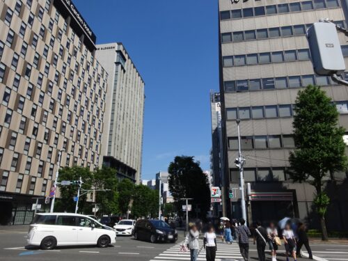 はかた駅前通り
