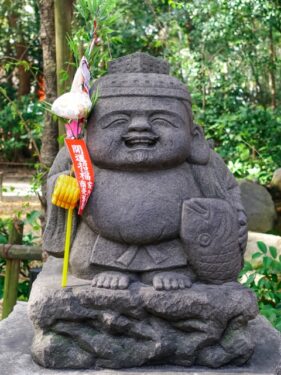 三日恵比須神社の恵比須像