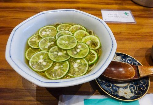 冷かけすだち蕎麦