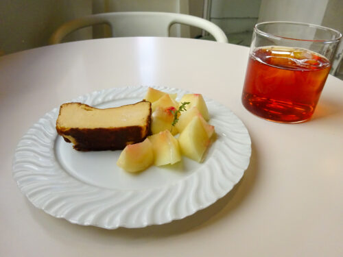 桃のチーズケーキ