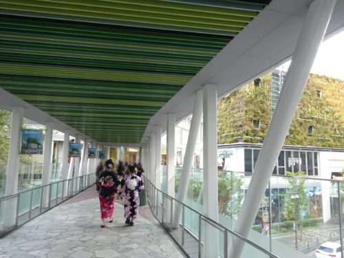 イーストビル連絡通路